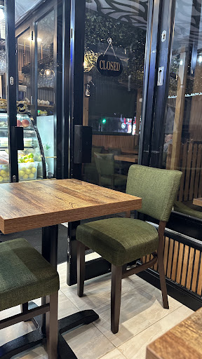 Photo of MEZZA EXPRESS - 9 Madrid Rd, Guildford GU2 7NU